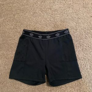 Run Rabbit 4” run shorts